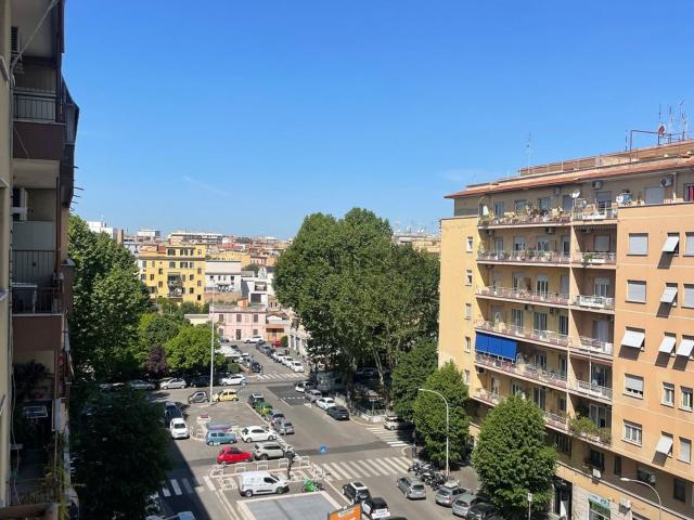 Appartamento in vendita di 100 m² in Via Roberto Malatesta