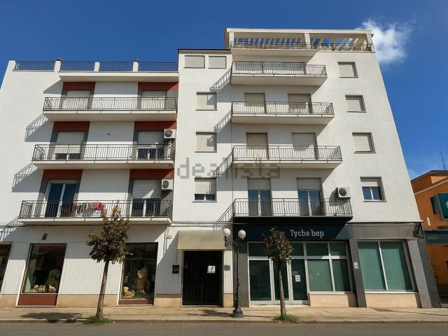 Appartamento in vendita di 100 m² in Via Roma, 7