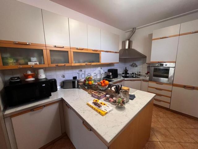 Appartamento in vendita di 100 m² in Via Roma, 119