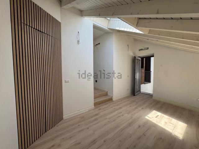 Appartamento in vendita di 100 m² in Via Roma, 137