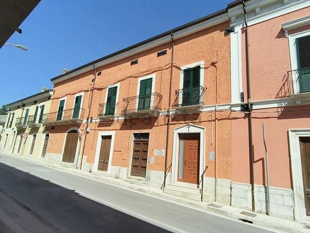 Appartamento in vendita di 100 m² in Via Roma, 16