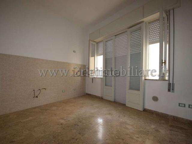 Appartamento in vendita di 100 m² in Via Roma, 1