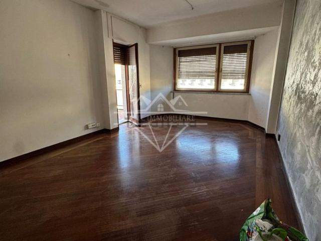 Appartamento in vendita di 100 m² in Via Roma, 24