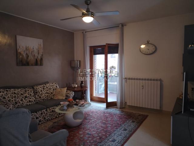 Appartamento in vendita di 100 m² in Via Romeo Gallenga