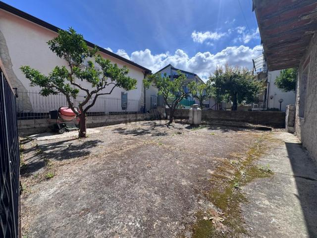 Appartamento in vendita di 100 m² in Via Radice, 10