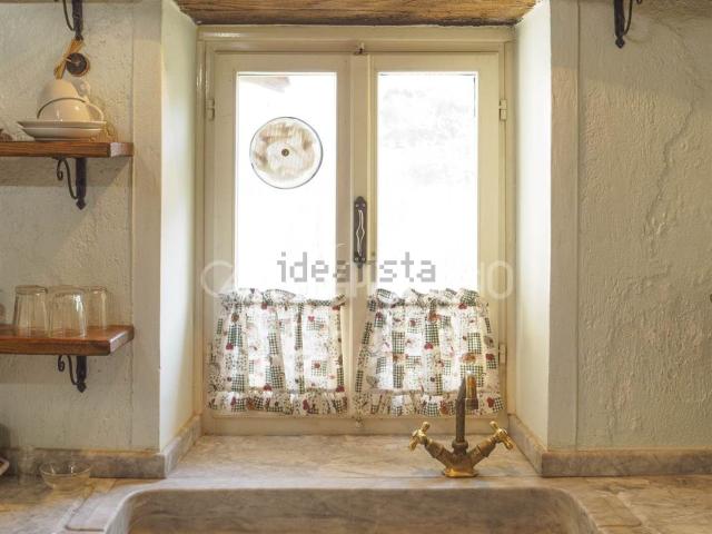 Appartamento in vendita di 100 m² in Via Radici