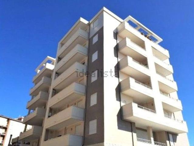 Appartamento in vendita di 100 m² in Via Raffa Garzia