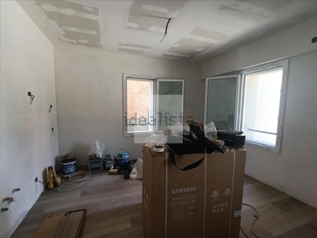 Appartamento in vendita di 100 m² in Via Raffaele Bombelli