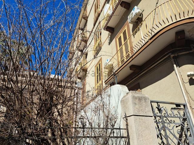 Appartamento in vendita di 100 m² in Via Regina Elena, 20