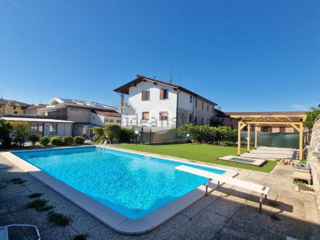 Appartamento in vendita di 80 m² in Via Regia Antica, 32