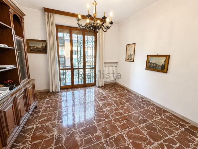 Appartamento in vendita di 100 m² in Via Reims