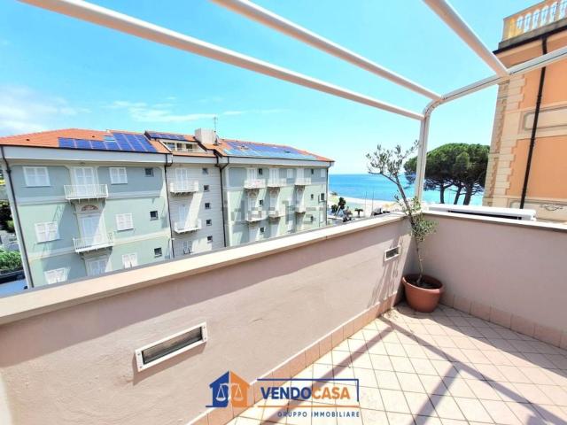 Appartamento in vendita di 100 m² in Via Renato Boragine