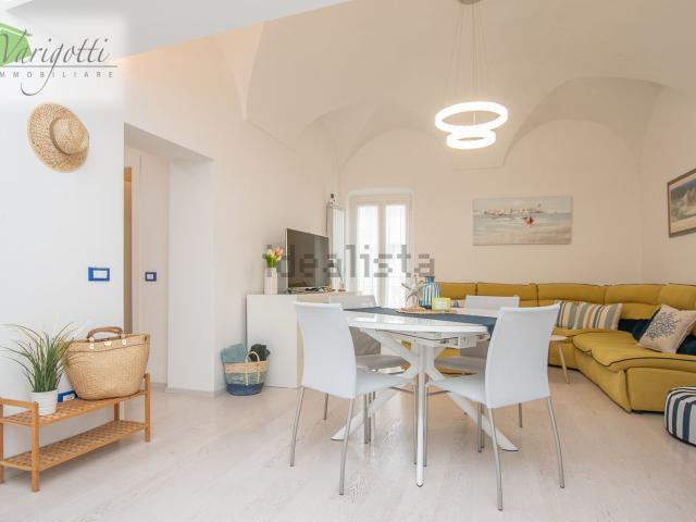 Appartamento in vendita di 100 m² in Via Renato Boragine, 4