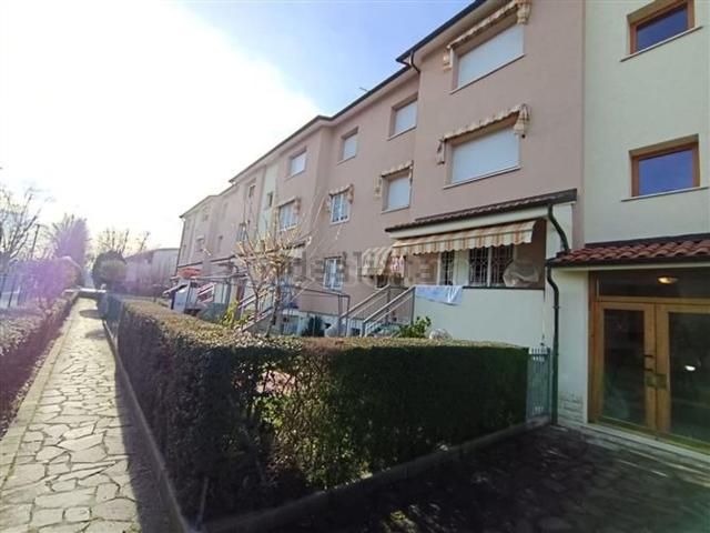 Appartamento in vendita di 100 m² in Via Renato Rumpianesi
