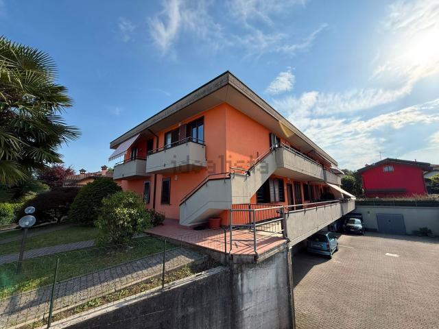 Appartamento in vendita di 100 m² in Via Resegone, 2