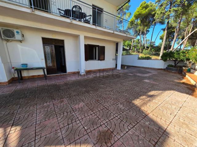 Appartamento in vendita di 100 m² in Via Riviera Azzurra, 39
