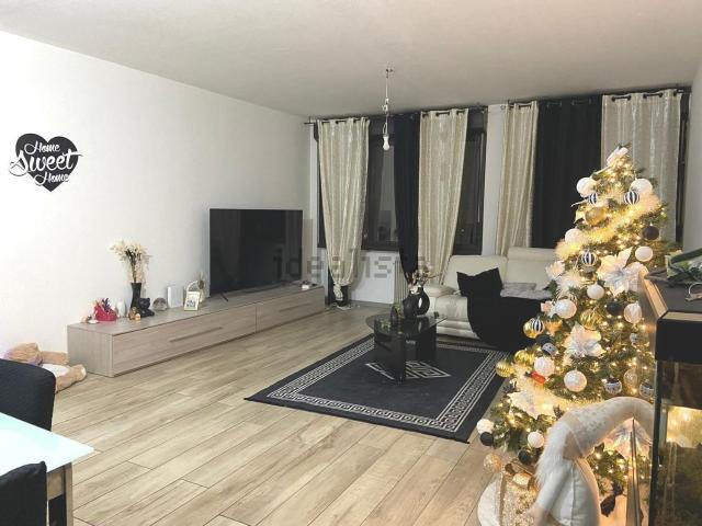 Appartamento in vendita di 100 m² in Via Rino Cavaliere, 1
