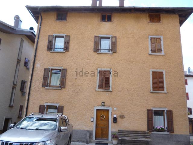 Appartamento in vendita di 100 m² in Via Risorgimento, 3