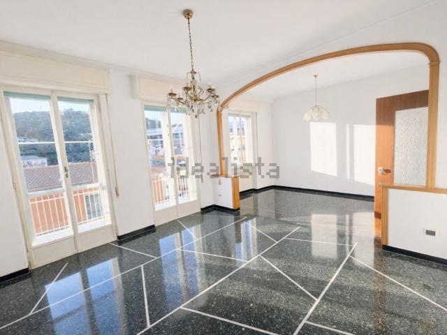 Appartamento in vendita di 100 m² in Via Risso, 17