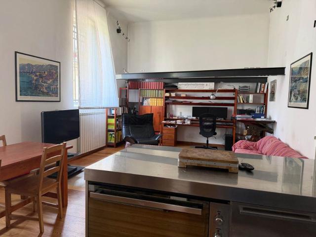 Appartamento in vendita di 100 m² in Via Torino, 21