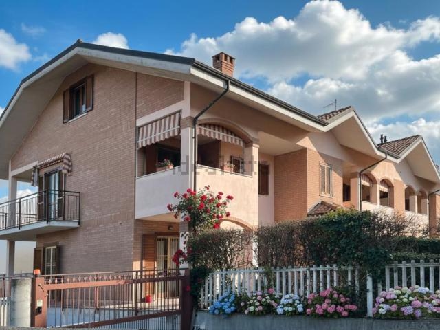 Appartamento in vendita di 100 m² in Via Torino, 76