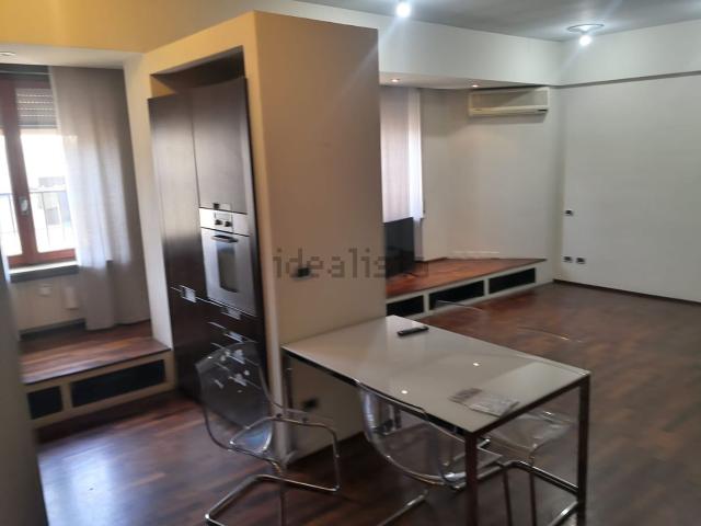 Appartamento in vendita di 100 m² in Via Taverna Giuseppe
