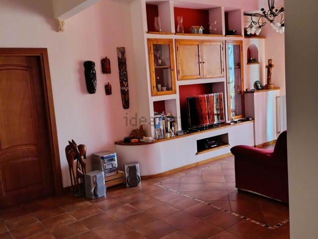 Appartamento in vendita di 100 m² in Via Tevere