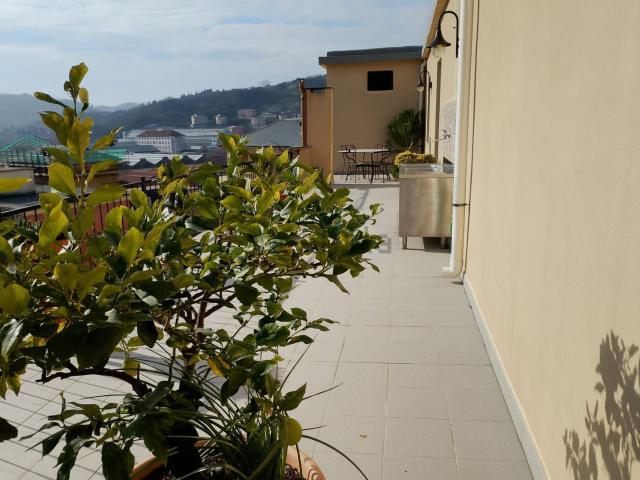 Appartamento in vendita di 100 m² in Via Teglia