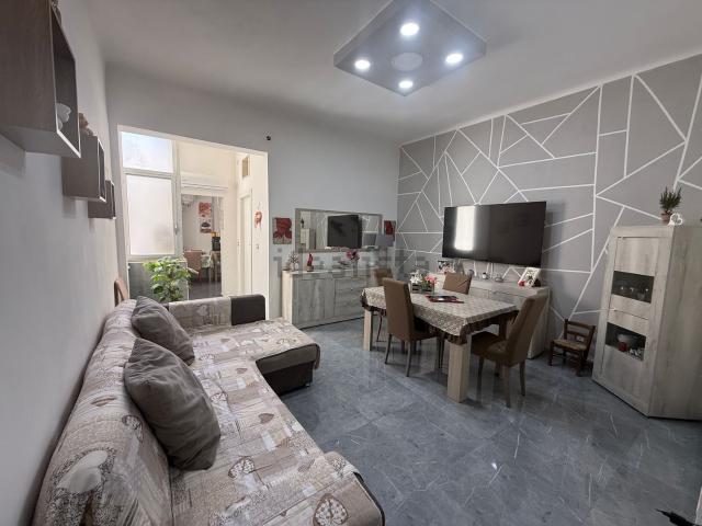 Appartamento in vendita di 100 m² in Via Temenide, 29