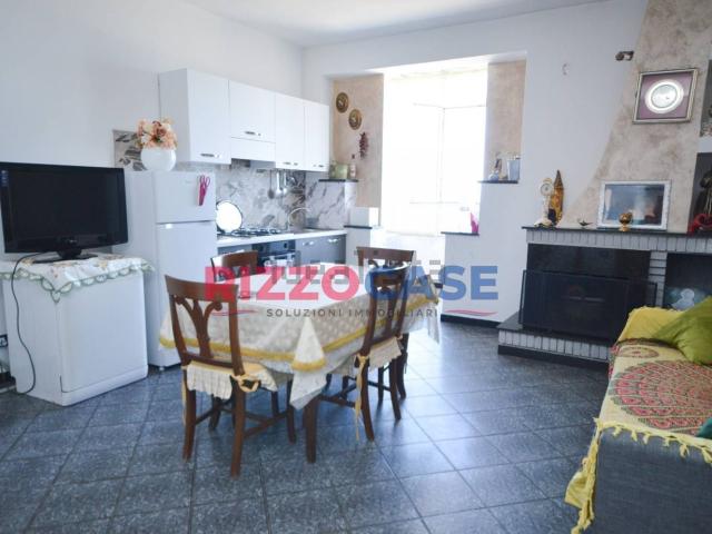 Appartamento in vendita di 100 m² in Via Tramonti, 22