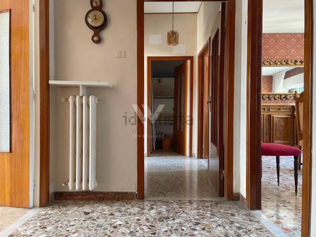 Appartamento in vendita di 100 m² in Via Trento, 4