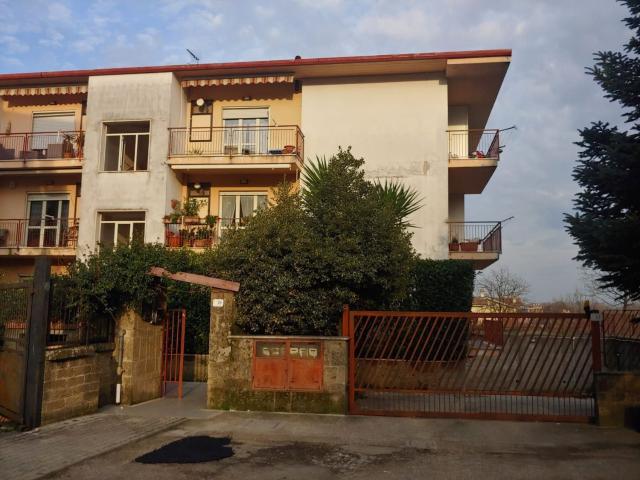 Appartamento in vendita di 100 m² in Via Trociano, 4