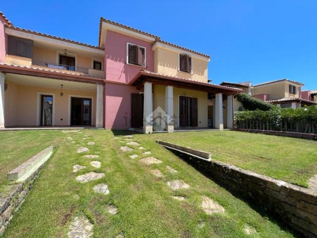 Appartamento in vendita di 100 m² in Via Ungaretti, 4