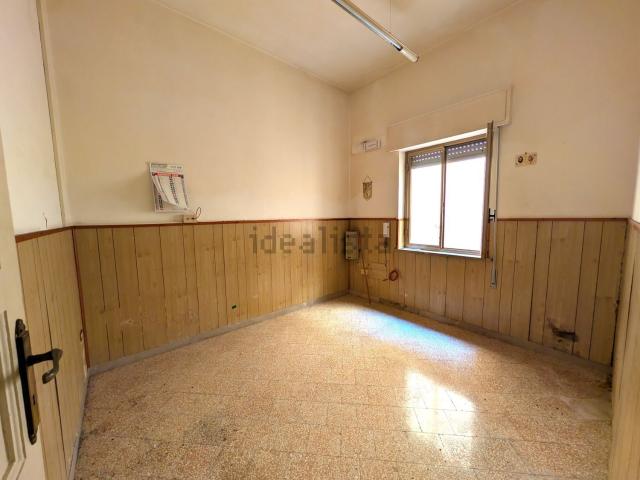 Appartamento in vendita di 100 m² in Via Ugdulena