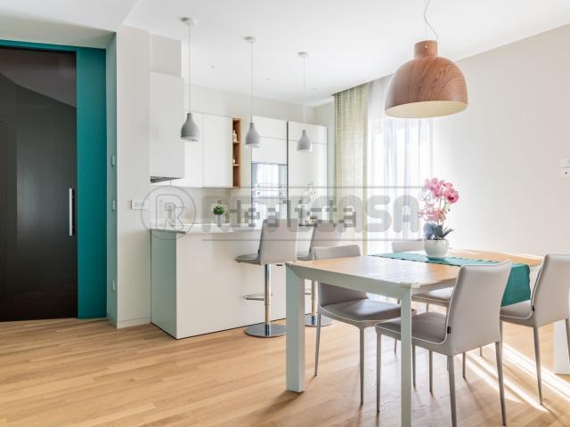 Appartamento in vendita di 100 m² in Via V. Veneto, 37