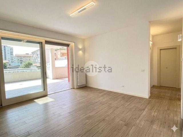 Appartamento in vendita di 100 m² in Via Volvinio, 26