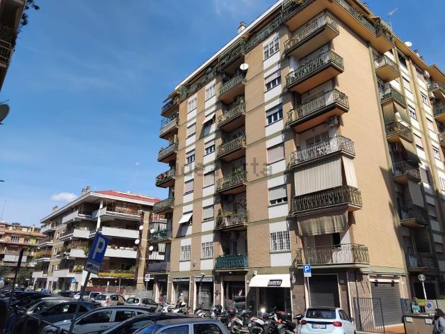 Appartamento in vendita di 100 m² in Via Val Maggia