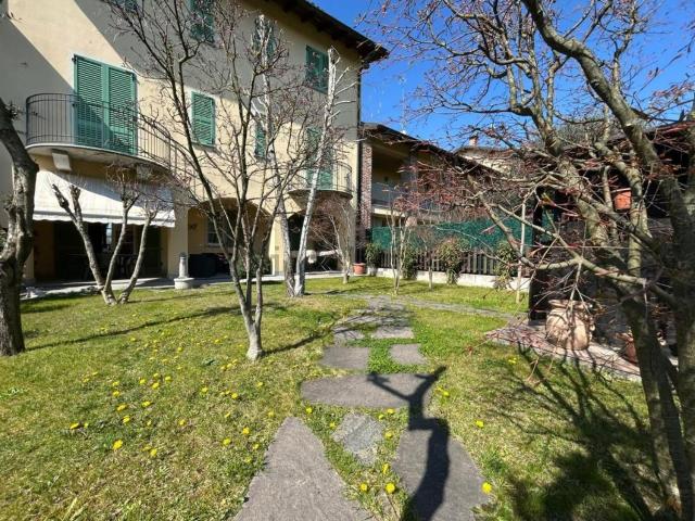 Appartamento in vendita di 100 m² in Via Valle Badia, 21