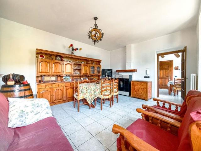 Appartamento in vendita di 100 m² in Via Vallestrona, 32