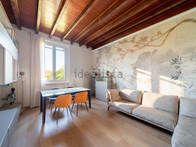 Appartamento in vendita di 100 m² in Via Valtellina, 4