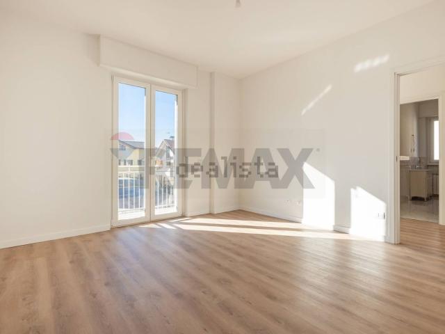 Appartamento in vendita di 100 m² in Via Varese, 39