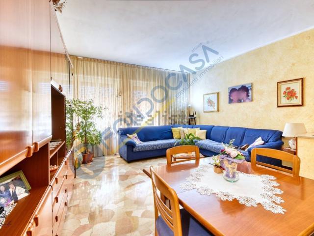 Appartamento in vendita di 100 m² in Via Vertua, 3