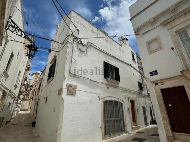 Appartamento in vendita di 100 m² in Via Vittorio Alfieri, 23