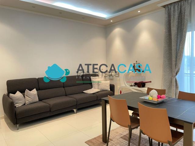 Appartamento in vendita di 100 m² in Via Vittorio Bachelet