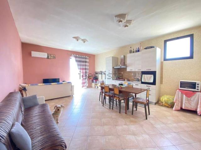 Appartamento in vendita di 100 m² in Via Vittorio Veneto, 3