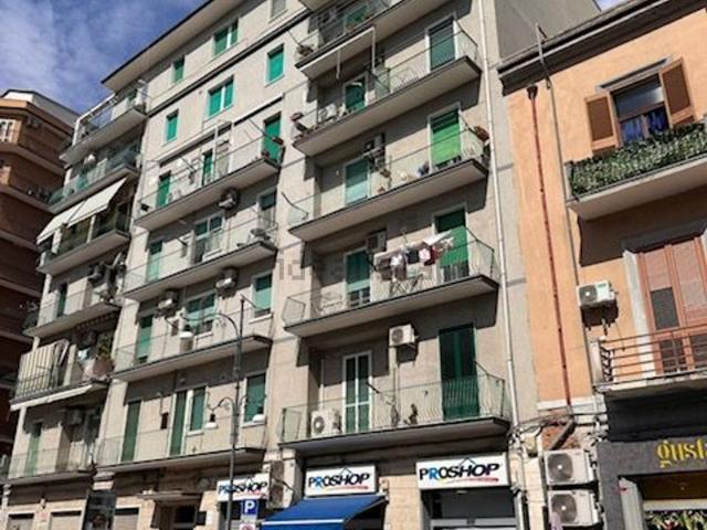 Appartamento in vendita di 100 m² in Via Vittime Civili, 84
