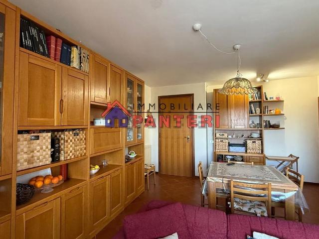 Appartamento in vendita di 100 m² in Via Villa del Vescovo