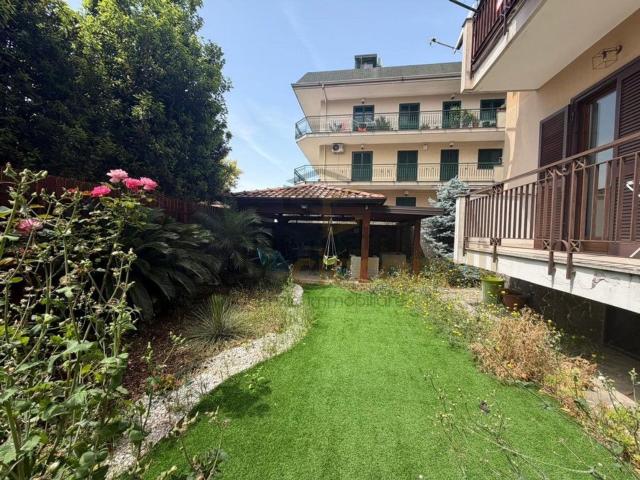 Appartamento in vendita di 100 m² in Via Vincenzo Gioberti, 3