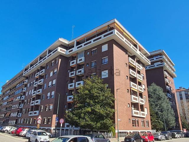 Appartamento in vendita di 100 m² in Via Vincenzo Lancia, 138