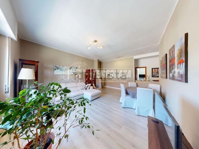 Appartamento in vendita di 100 m² in Via Vincenzo Monti, 1